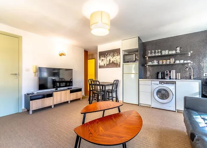 Les Lices A L Cozy & L Shellter *